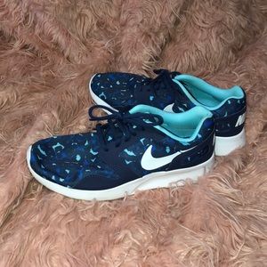 Mesh Nike Blue Camo Roshe